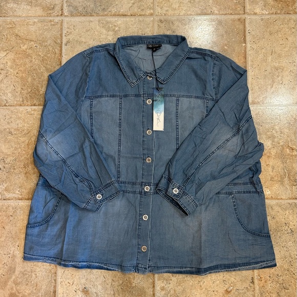 DG2 by Diane Gilman Tops - DG2 BY DIANE GILMAN SOFTSHELL ELONGATED SHACKET